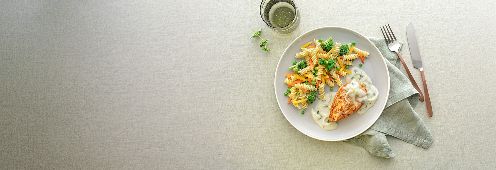 Hähnchenbrust in einer Zwiebelsoße